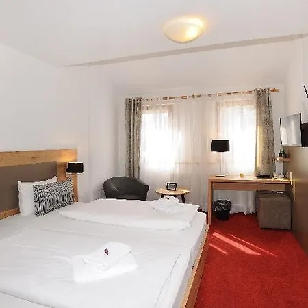 Hotel Vico's & Restaurant